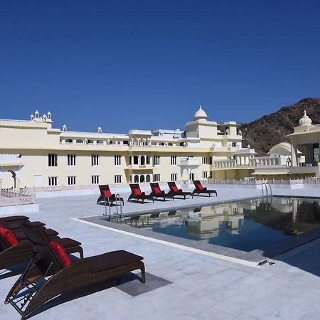 The Castle Mewar Hotel Rama ภายนอก รูปภาพ