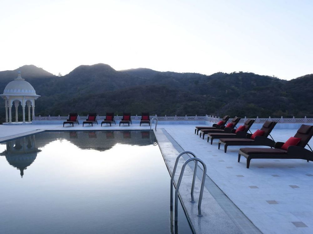 The Castle Mewar Hotel Rama ภายนอก รูปภาพ