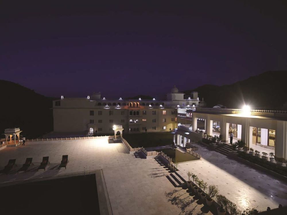 The Castle Mewar Hotel Rama ภายนอก รูปภาพ