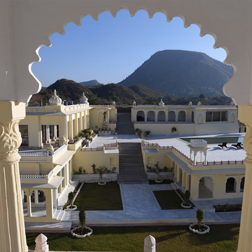 The Castle Mewar Hotel Rama ภายนอก รูปภาพ