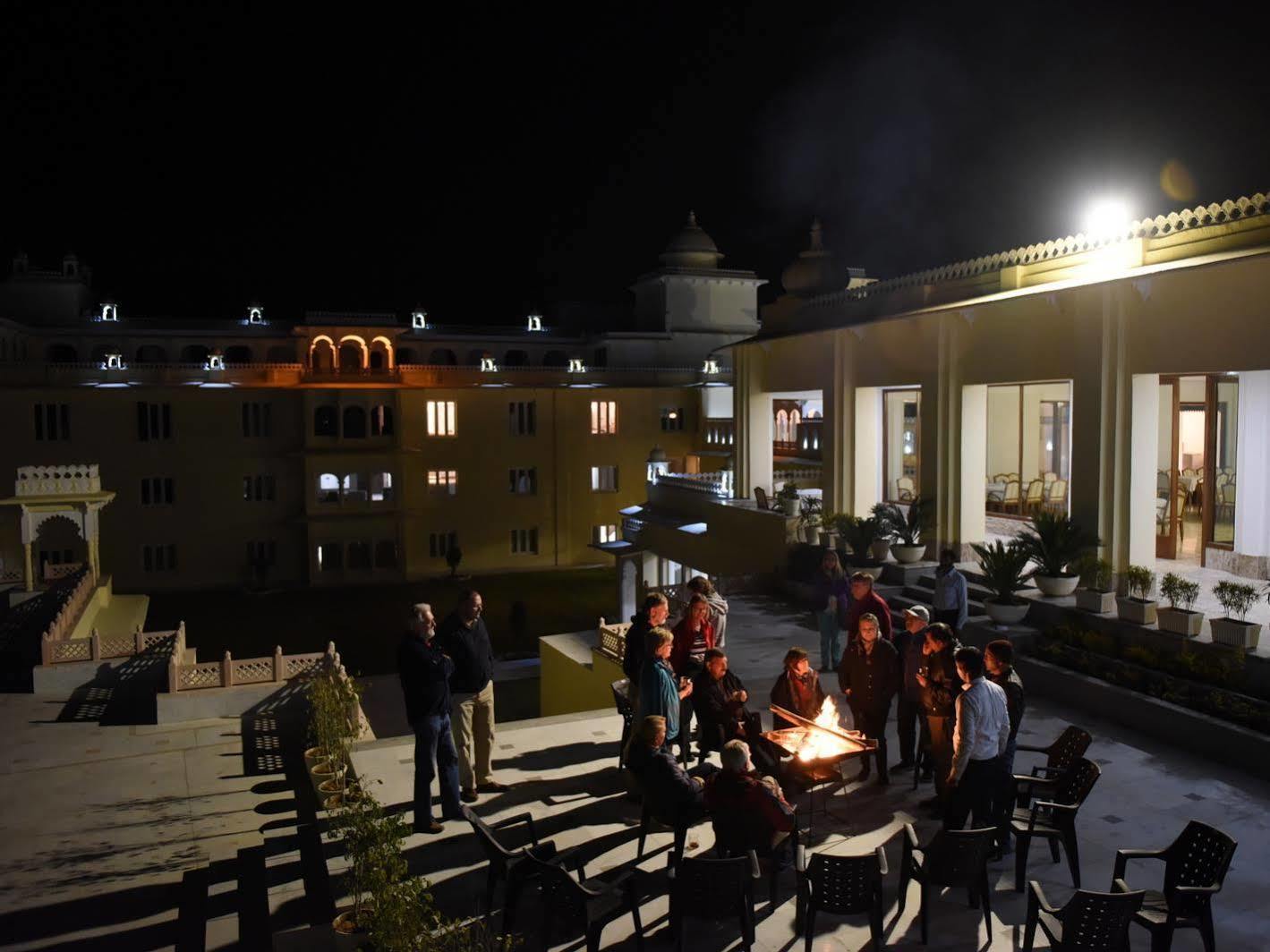 The Castle Mewar Hotel Rama ภายนอก รูปภาพ